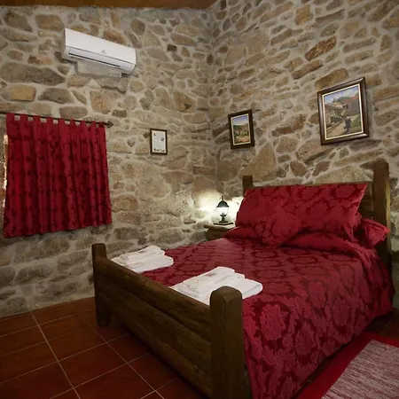 Aldeia Do Codecal Codecal (Viseu)
