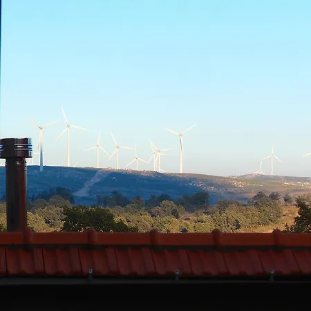 Country house Aldeia Do Codecal *