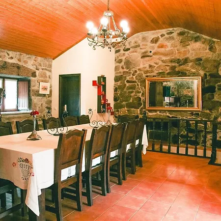 Aldeia Do Codecal Country house *